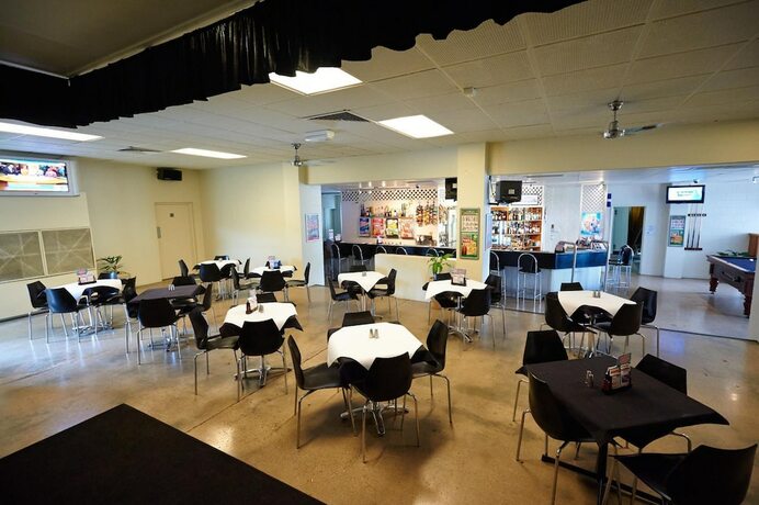 Imagen general del Hotel Commercial, Charters Towers. Foto 13