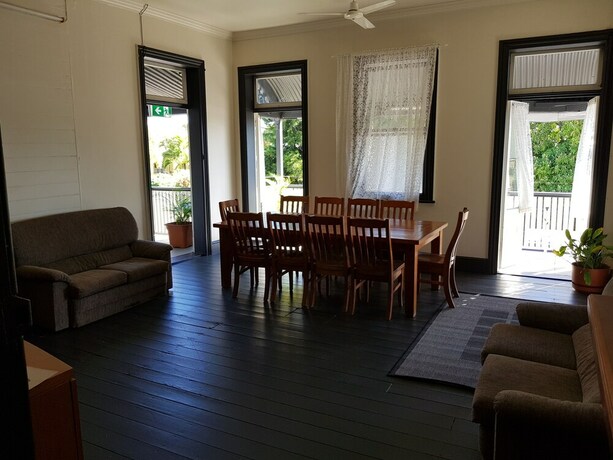 Imagen de los interiores del Hotel Commercial, Charters Towers. Foto 32