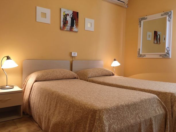 Imagen de la habitación del Hotel Commercio, Campogalliano. Foto 9