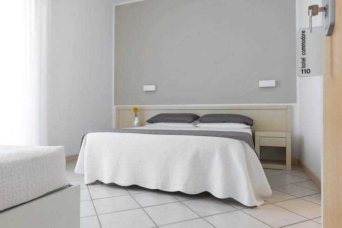 Imagen de la habitación del Hotel Commodore, Cervia. Foto 7