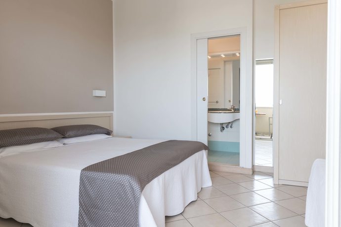 Imagen de la habitación del Hotel Commodore, Cervia. Foto 11