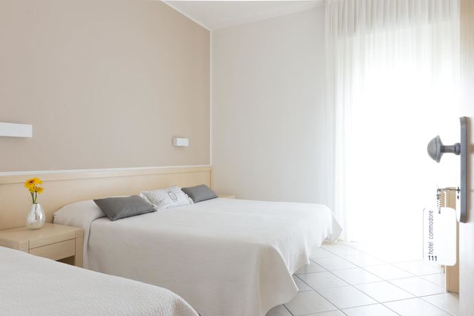 Imagen de la habitación del Hotel Commodore, Cervia. Foto 12