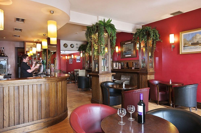 Imagen de los interiores del Hotel Commodore, Cobh. Foto 13