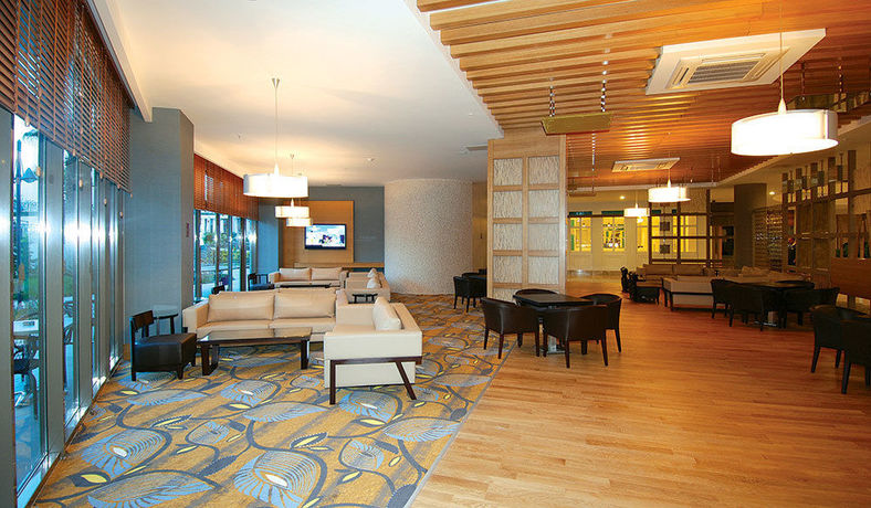 Imagen del bar/restaurante del Hotel Commodore Elite Suites and Spa - All Inclusive - Adult Only. Foto 4