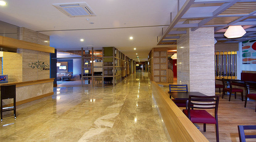 Imagen del bar/restaurante del Hotel Commodore Elite Suites and Spa - All Inclusive - Adult Only. Foto 5