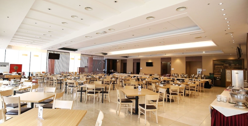 Imagen del bar/restaurante del Hotel Commodore Gyeongju. Foto 3