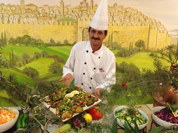 Imagen del bar/restaurante del Hotel Commodore Jerusalem. Foto 5