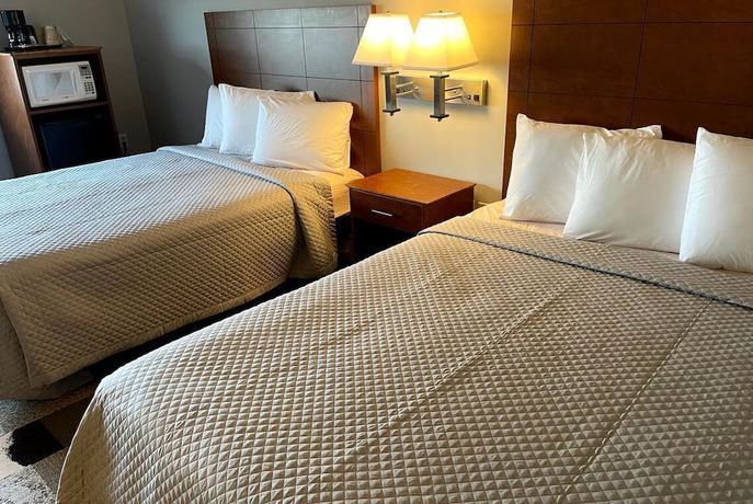 Imagen de la habitación del Hotel Commodore Perry Inn And Suites. Foto 8