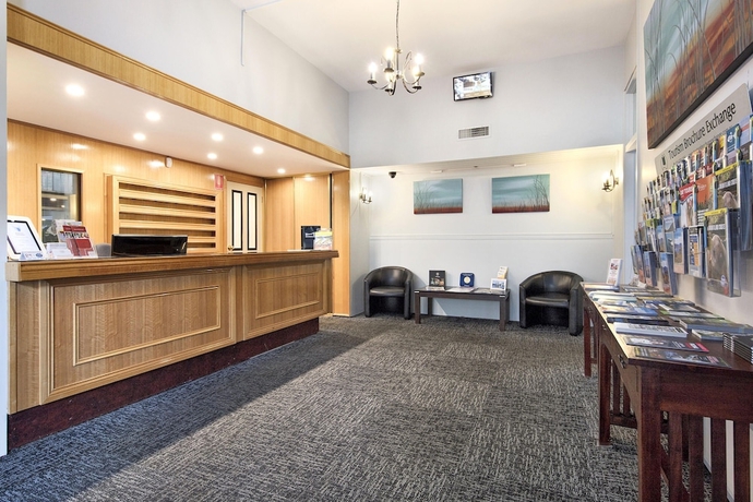 Imagen de los interiores del Hotel Commodore Regent. Foto 19