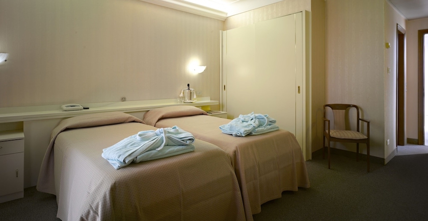 Imagen de la habitación del Hotel Commodore Terme. Foto 8