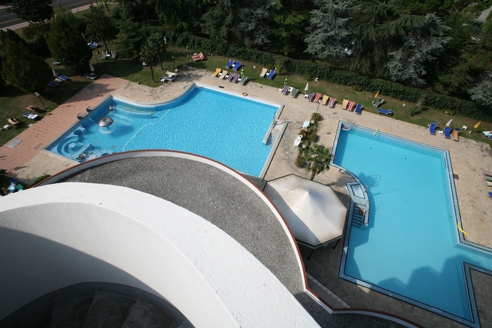 Imagen general del Hotel Commodore Terme. Foto 4