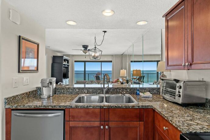 Imagen de la habitación del Hotel Commodore by iTrip Panama City Beach. Foto 18
