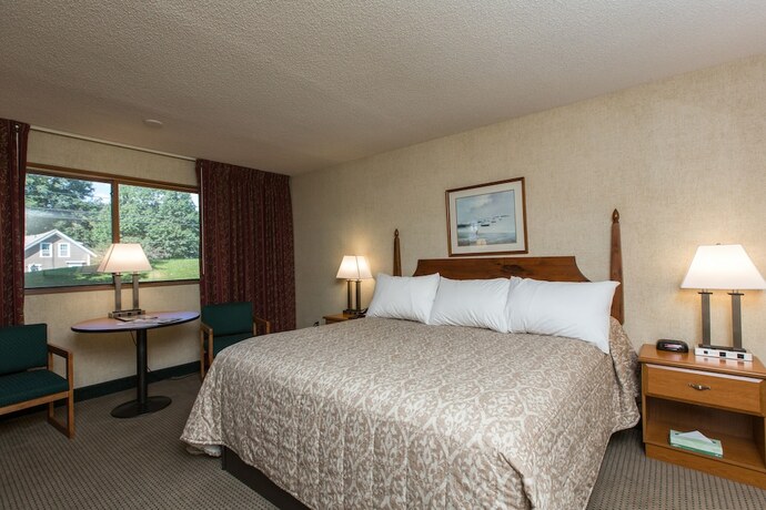 Imagen general del Hotel Commodores Inn. Foto 4