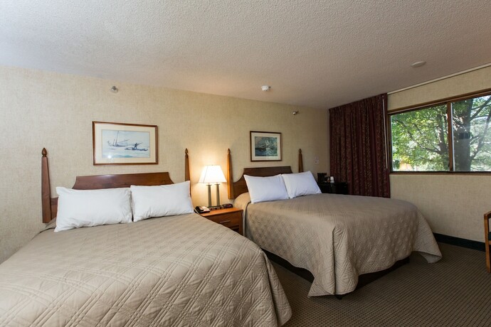 Imagen general del Hotel Commodores Inn. Foto 14