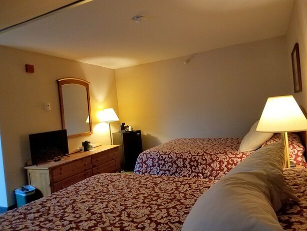 Imagen de la habitación del Hotel Commodores Inn. Foto 15