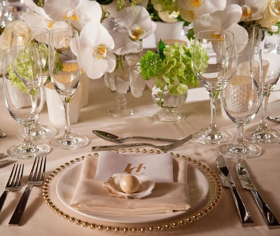 Imagen del bar/restaurante del Hotel Commonwealth. Foto 2