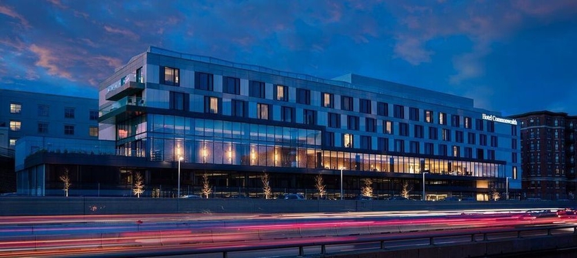 Imagen de los exteriores del Hotel Commonwealth. Foto 6