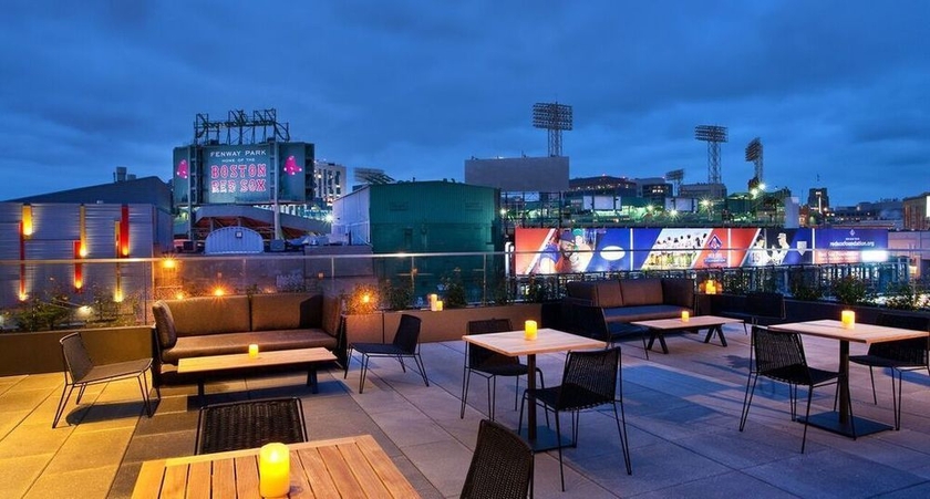 Imagen del bar/restaurante del Hotel Commonwealth. Foto 3