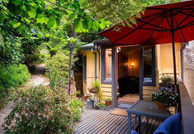 Imagen general del Hotel Como Cottages Bed and Breakfast. Foto 3