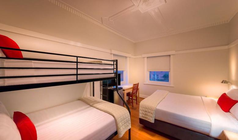 Imagen de la habitación del Hotel Como Court by Crest. Foto 4