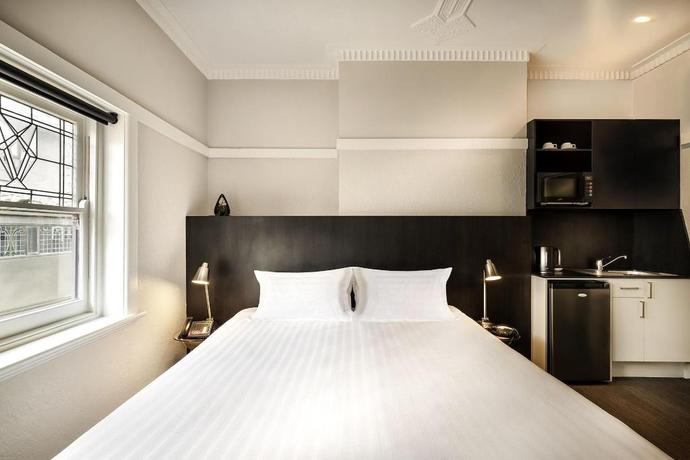 Imagen de la habitación del Hotel Como Court by Crest. Foto 8
