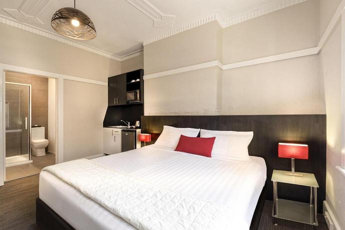 Imagen de la habitación del Hotel Como Court by Crest. Foto 10