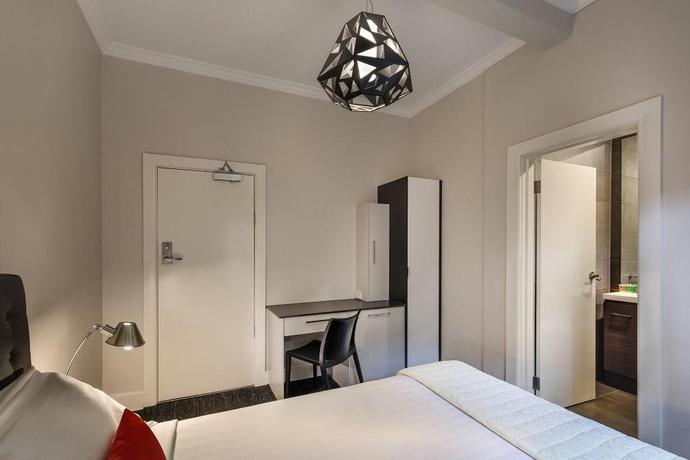 Imagen de la habitación del Hotel Como Court by Crest. Foto 14