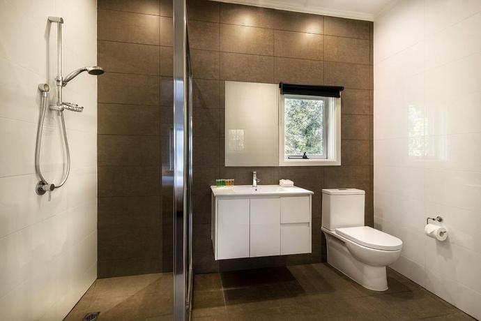 Imagen de la habitación del Hotel Como Court by Crest. Foto 19