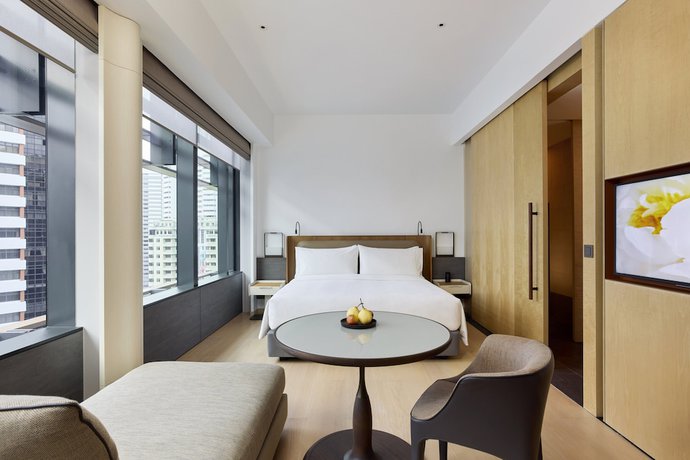 Imagen de la habitación del Hotel Como Metropolitan Singapore. Foto 16