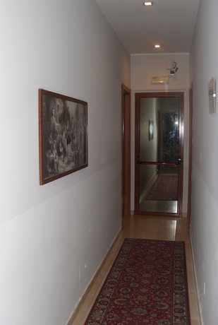 Imagen de los interiores del Hotel Como, Siracusa. Foto 14