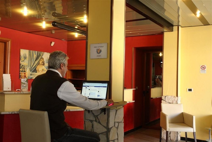 Imagen de los interiores del Hotel Como, Siracusa. Foto 16