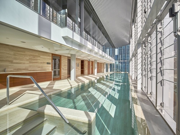 Imagen de la piscina del Hotel Como The Treasury. Foto 16