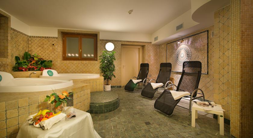 Imagen general del Hotel Compagnoni, Livigno. Foto 8