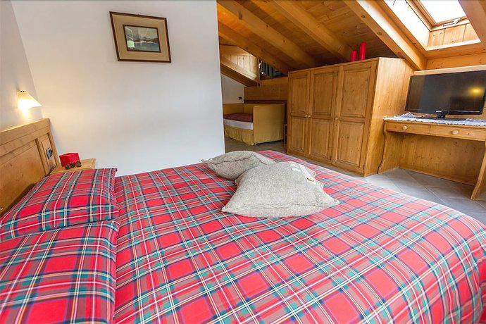 Imagen de la habitación del Hotel Compagnoni, SANTA CATERINA VALFURVA. Foto 12