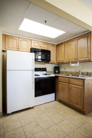 Imagen de la habitación del Hotel Compass Cove Resort. Foto 12