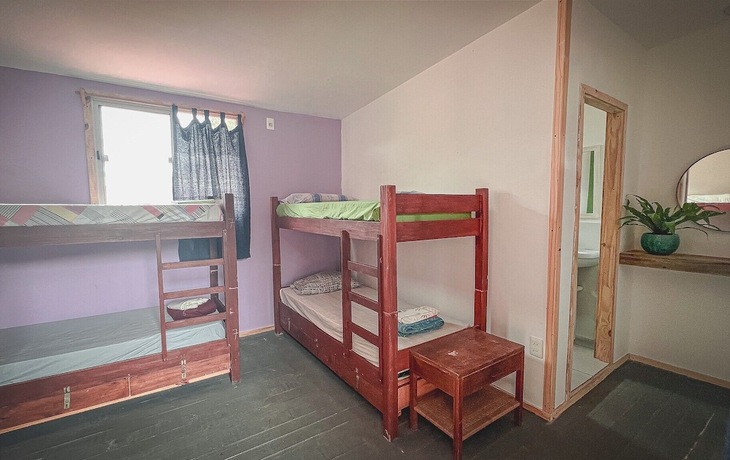 Imagen de la habitación del Hotel Compay Hostel La Pedrera. Foto 13