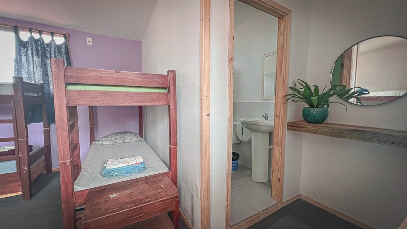 Imagen de la habitación del Hotel Compay Hostel La Pedrera. Foto 17