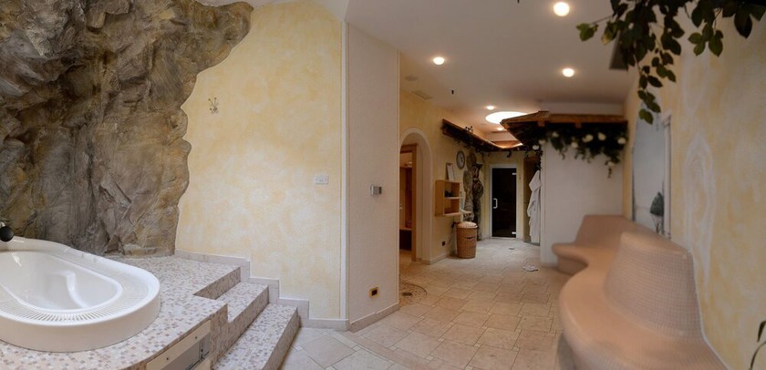 Imagen de la piscina del Hotel Compet. Foto 18