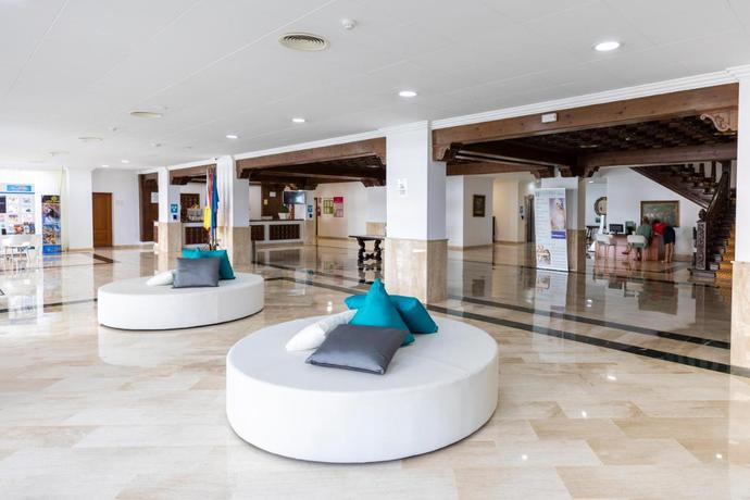 Imagen de los interiores del Hotel Complejo BLUESEA Puerto Resort Compuesto Por Canarife Y Bonanza Palace. Foto 19