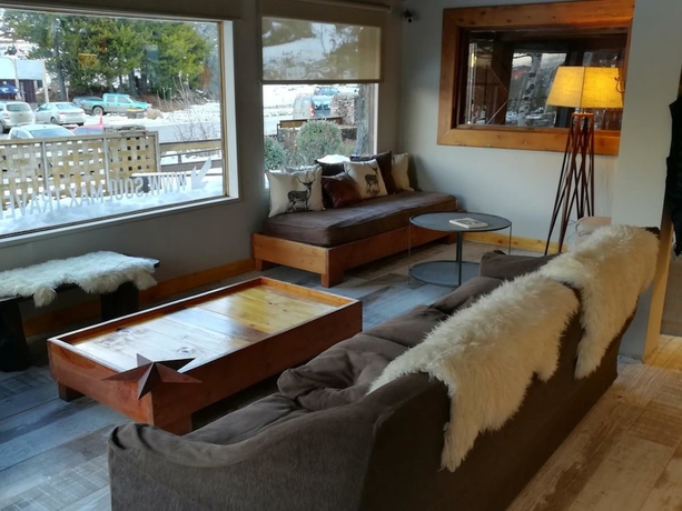 Imagen de los interiores del Hotel Complejo Base 41. Foto 16