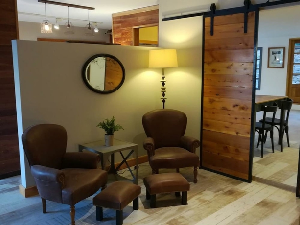 Imagen de los interiores del Hotel Complejo Base 41. Foto 17