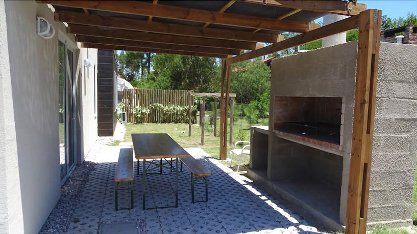 Imagen de la habitación del Hotel Complejo Cabanas Piriapolis. Foto 9