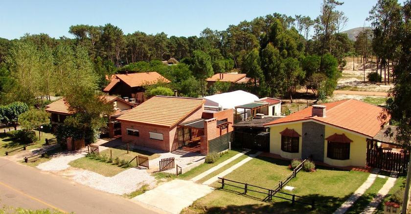 Imagen general del Hotel Complejo Cabanas Piriapolis. Foto 1