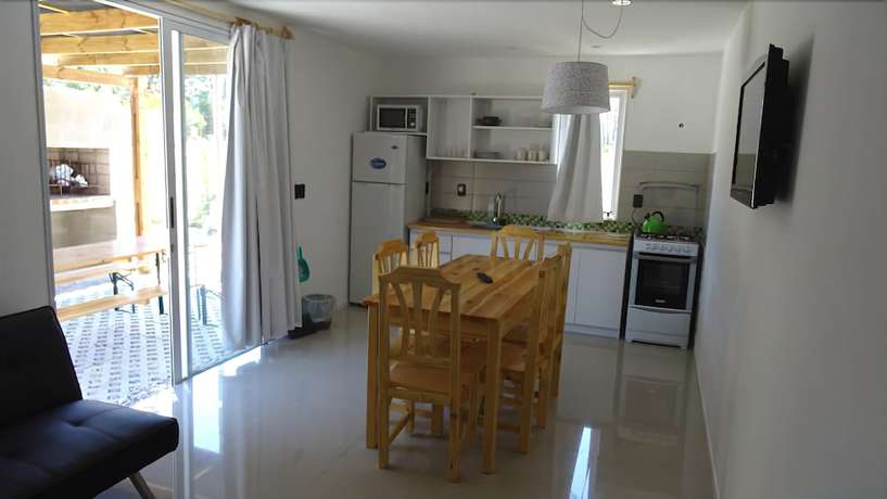 Imagen de la habitación del Hotel Complejo Cabanas Piriapolis. Foto 20