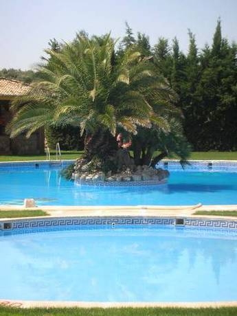 Imagen general del Hotel Complejo El 402. Foto 5