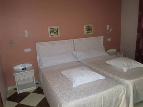 Imagen de la habitación del Hotel Complejo Hotel Alvaris. Foto 9