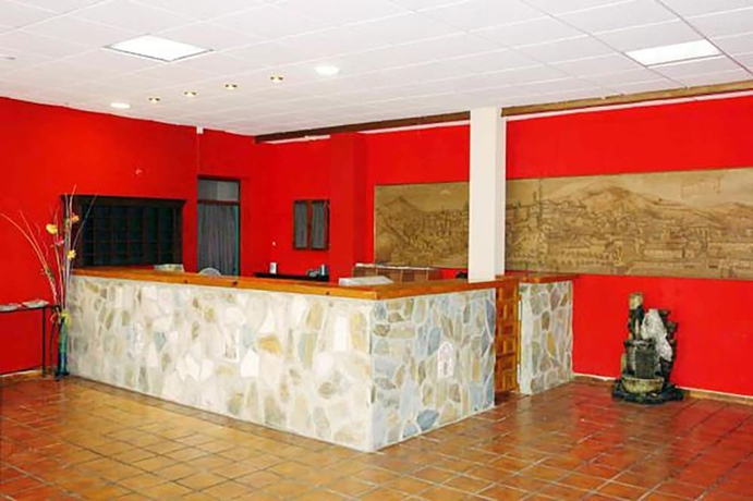 Imagen de los interiores del Hotel Complejo La Villa Don Quijote. Foto 14