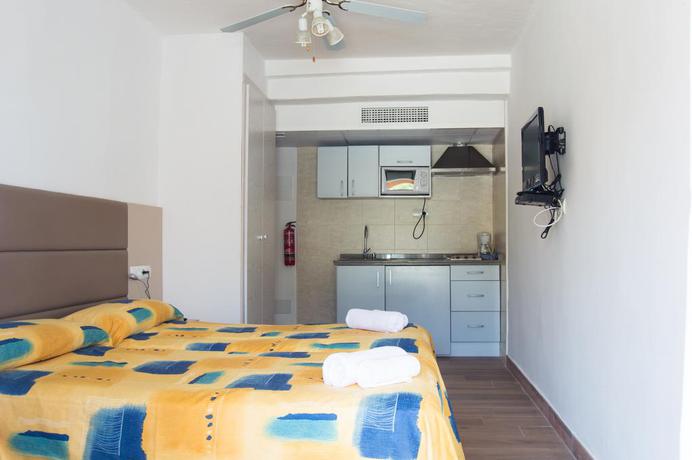 Imagen de la habitación del Hotel Complejo Lago Playa. Foto 8