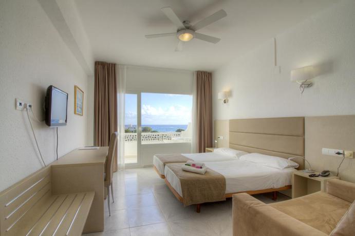 Imagen de la habitación del Hotel Complejo Lago Playa. Foto 9