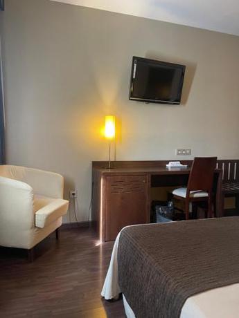 Imagen general del Hotel Complejo Leo 24H. Foto 4